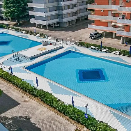 3 Bedroom Lovely In *