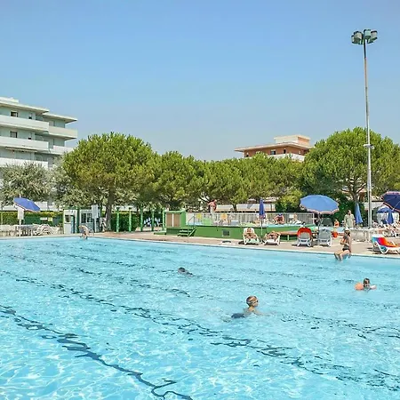 3 Bedroom Lovely In Appartamento