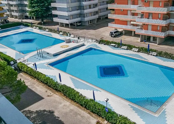 3 Bedroom Lovely In *