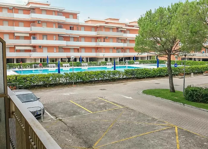 3 Bedroom Lovely In Appartamento Bibione